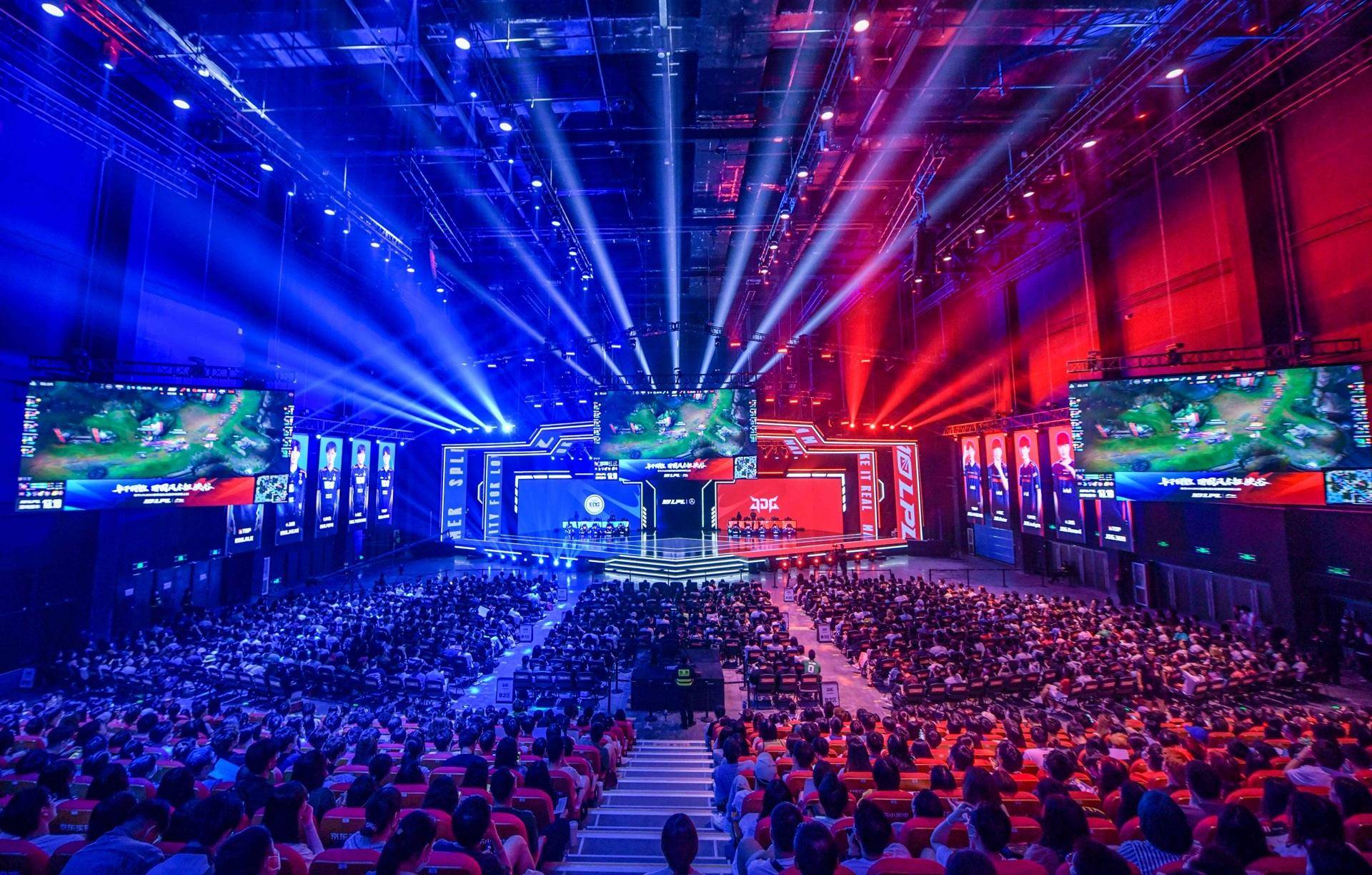 埃利奥特无 埃利奥特无