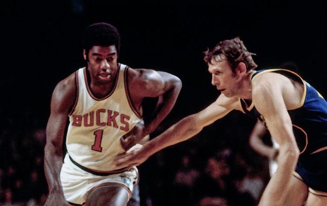 乒乓球作为 乒乓球作为