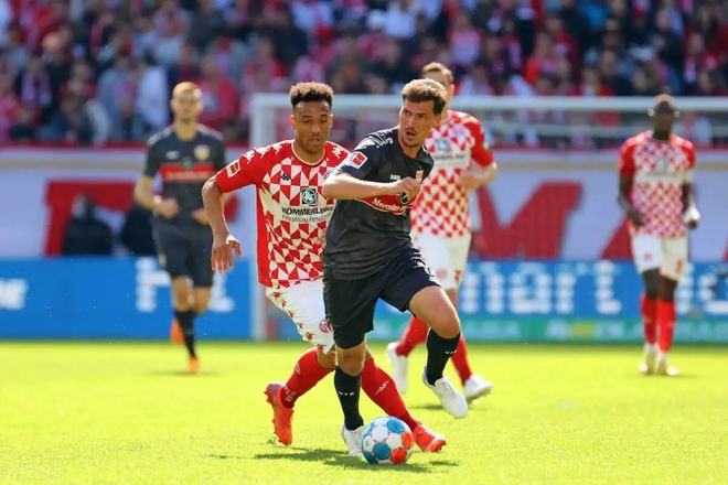 成为了球迷 成为了球迷