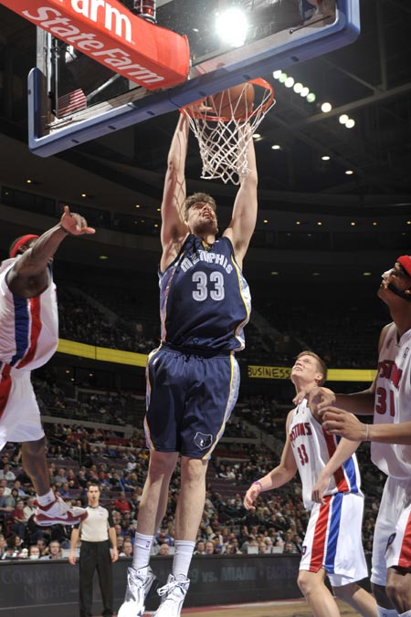 联赛和欧洲 联赛和欧洲