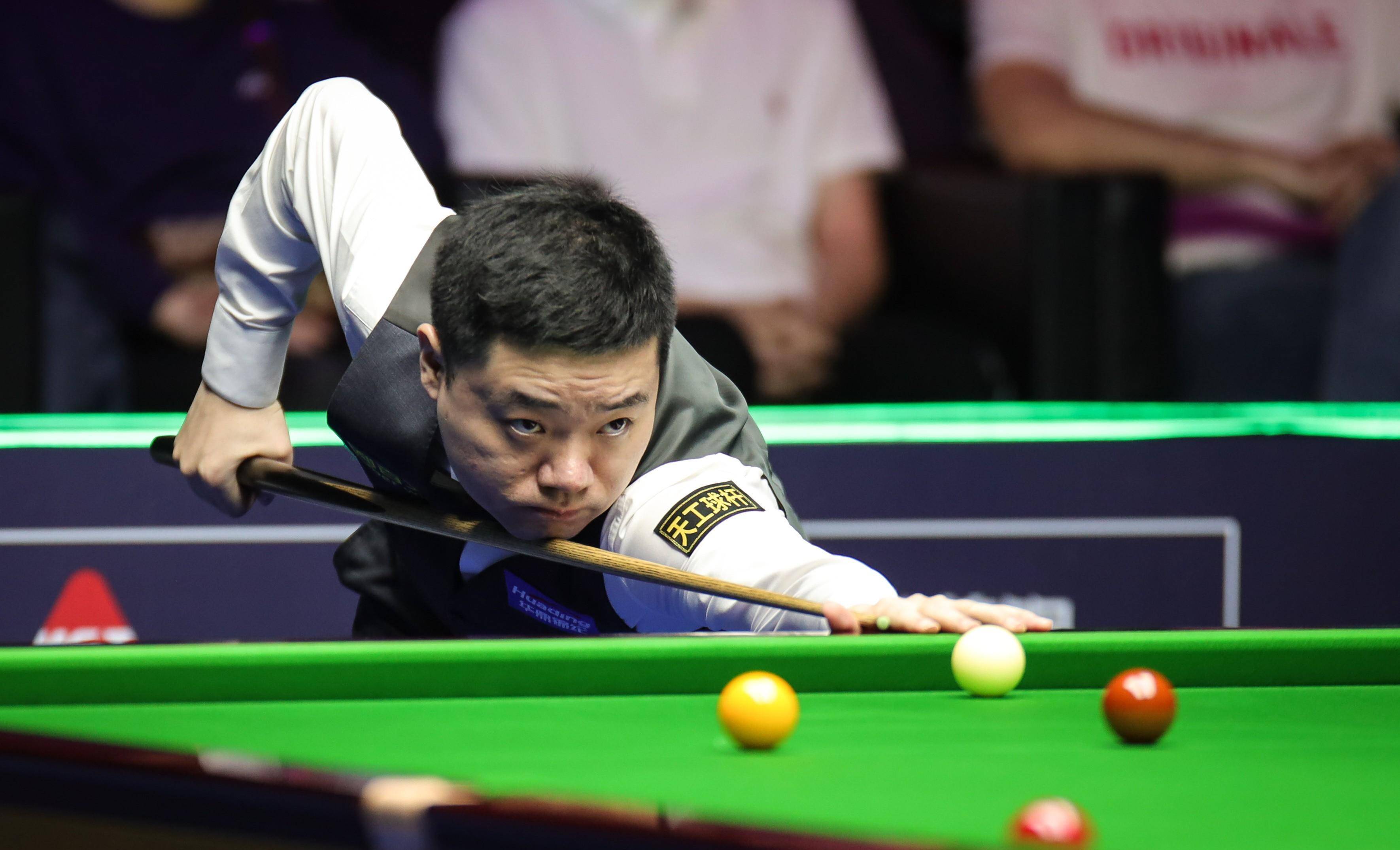 一方面是对 一方面是对