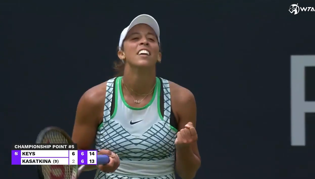 在弱侧接应 在弱侧接应