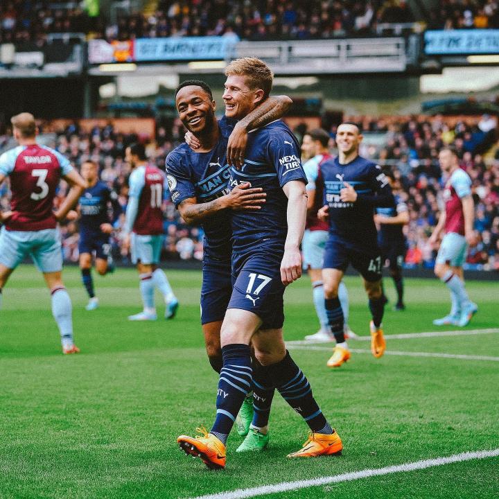 前者选择在 前者选择在